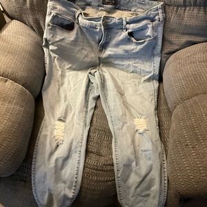 Torrid jeggings crop size 24